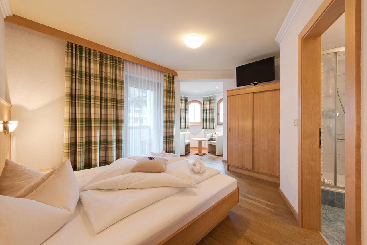 Hotel Enzian Paznaun Зе Екстер'єр фото