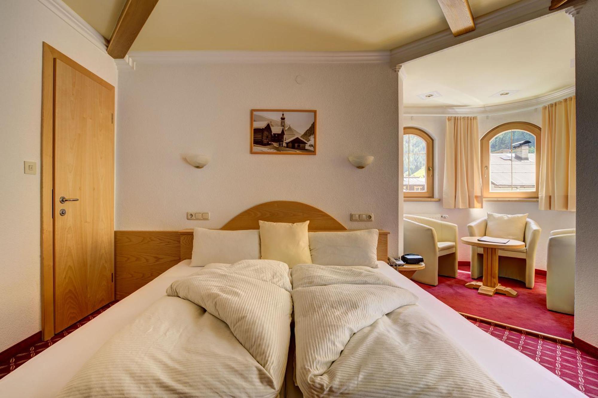 Hotel Enzian Paznaun Зе Екстер'єр фото
